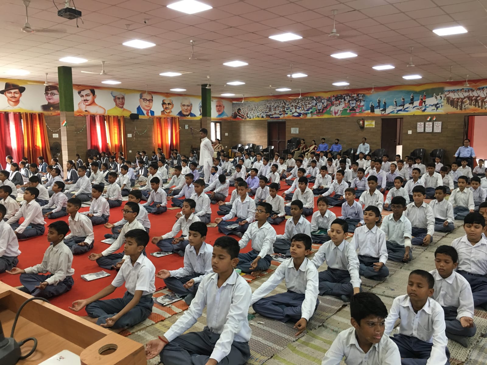 Large Mission Mindfulness school learning event